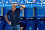 Deportivo Alaves v FC Barcelona - La Liga
